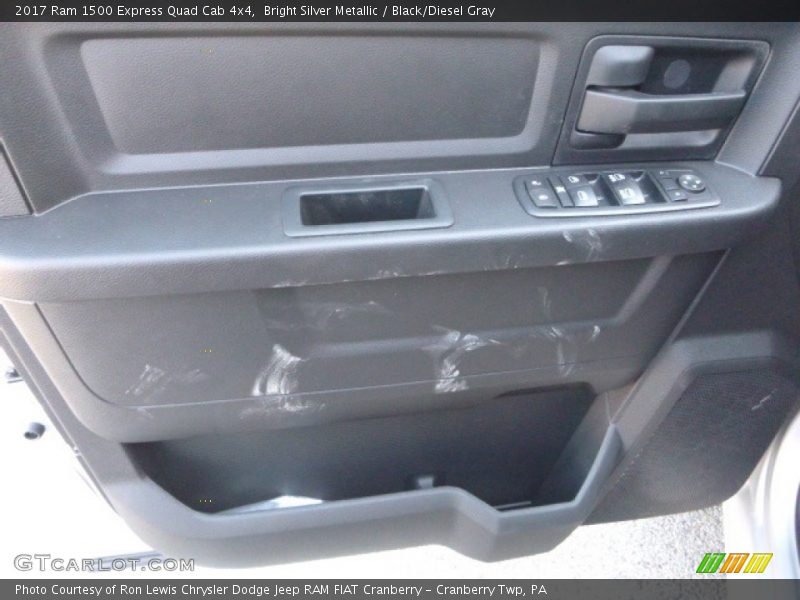 Bright Silver Metallic / Black/Diesel Gray 2017 Ram 1500 Express Quad Cab 4x4