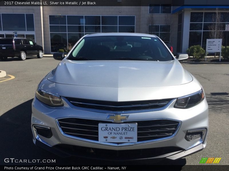 Silver Ice Metallic / Jet Black 2017 Chevrolet Malibu LS