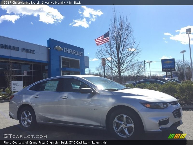 Silver Ice Metallic / Jet Black 2017 Chevrolet Malibu LS