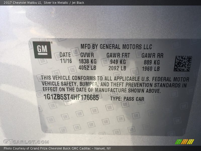 Silver Ice Metallic / Jet Black 2017 Chevrolet Malibu LS