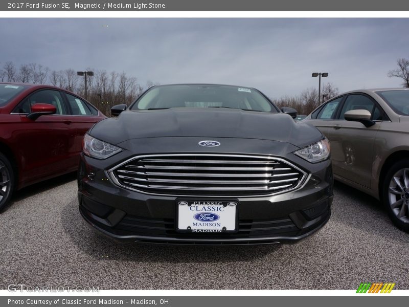 Magnetic / Medium Light Stone 2017 Ford Fusion SE