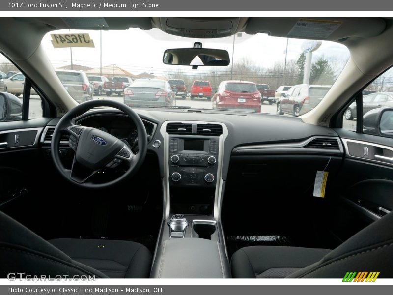 Magnetic / Medium Light Stone 2017 Ford Fusion SE