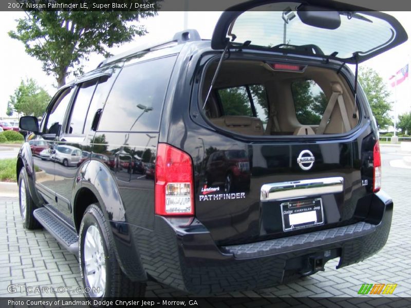 Super Black / Desert 2007 Nissan Pathfinder LE