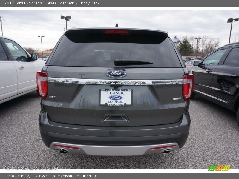 Magnetic / Ebony Black 2017 Ford Explorer XLT 4WD