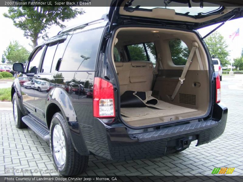 Super Black / Desert 2007 Nissan Pathfinder LE