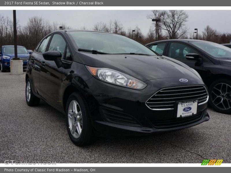 Shadow Black / Charcoal Black 2017 Ford Fiesta SE Sedan