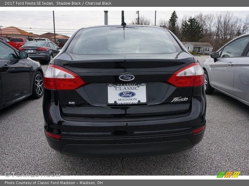 Shadow Black / Charcoal Black 2017 Ford Fiesta SE Sedan