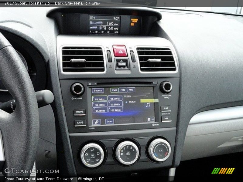 Dark Gray Metallic / Gray 2017 Subaru Forester 2.5i