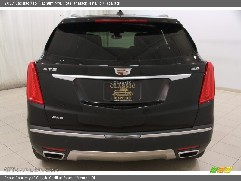 Stellar Black Metallic / Jet Black 2017 Cadillac XT5 Platinum AWD