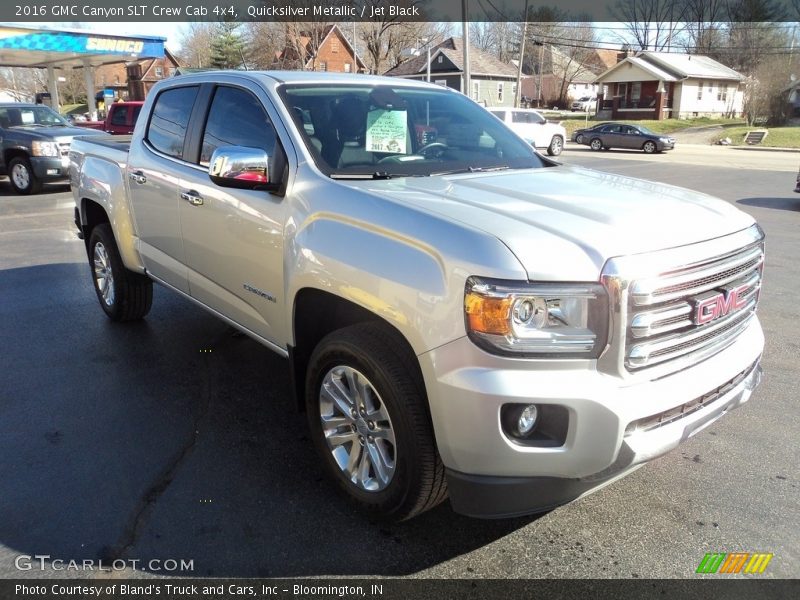 Front 3/4 View of 2016 Canyon SLT Crew Cab 4x4