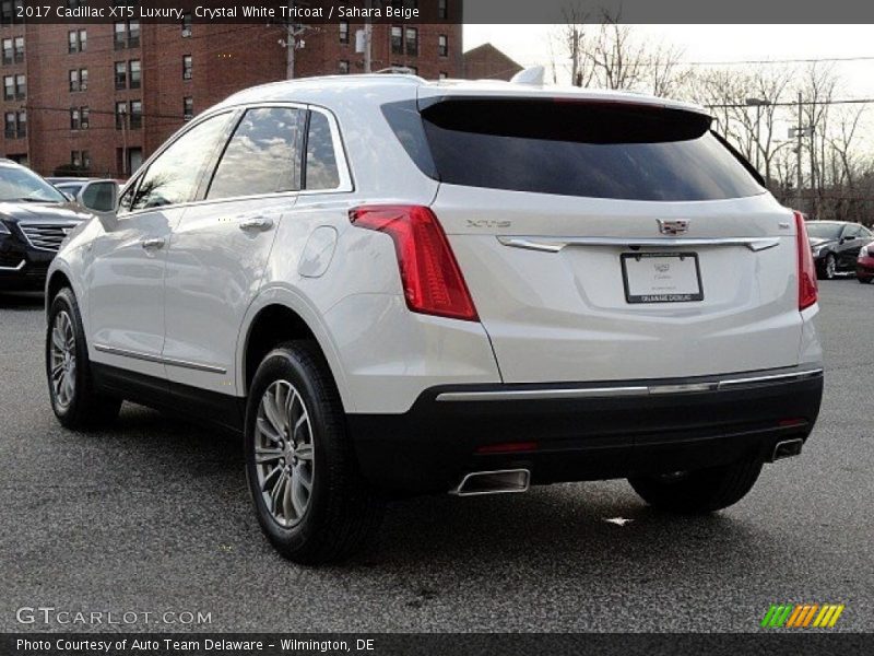 Crystal White Tricoat / Sahara Beige 2017 Cadillac XT5 Luxury