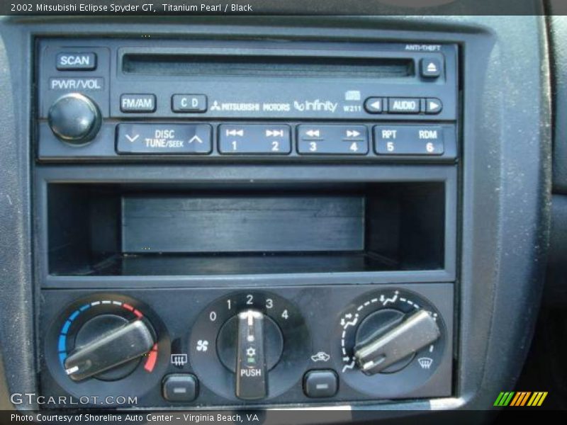 Titanium Pearl / Black 2002 Mitsubishi Eclipse Spyder GT