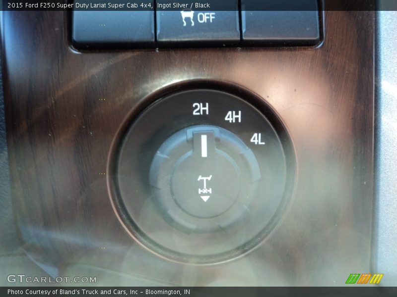 Ingot Silver / Black 2015 Ford F250 Super Duty Lariat Super Cab 4x4