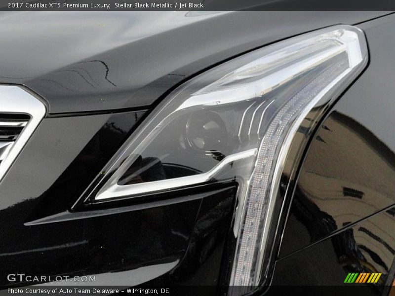 Stellar Black Metallic / Jet Black 2017 Cadillac XT5 Premium Luxury