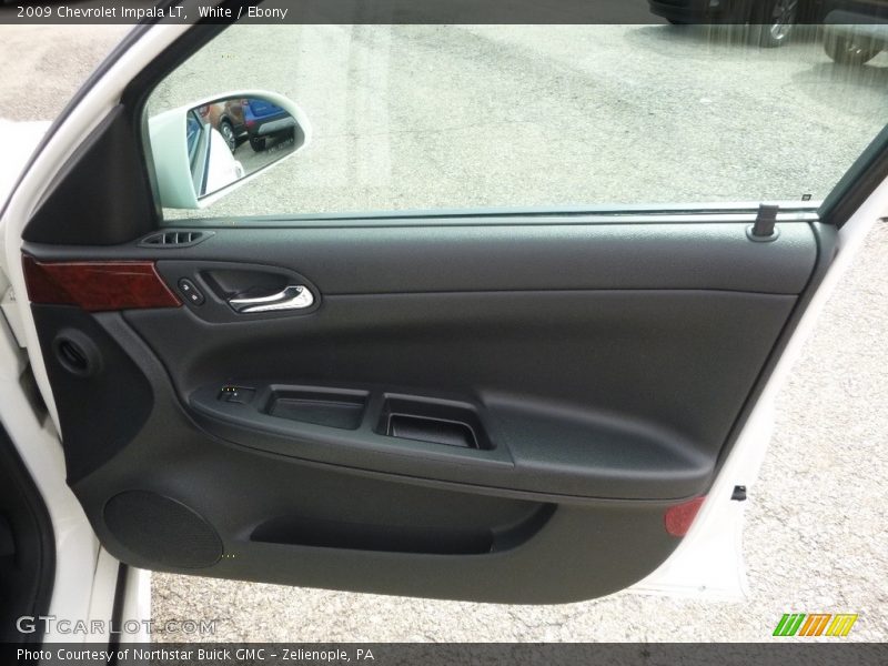White / Ebony 2009 Chevrolet Impala LT
