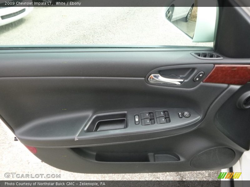 White / Ebony 2009 Chevrolet Impala LT