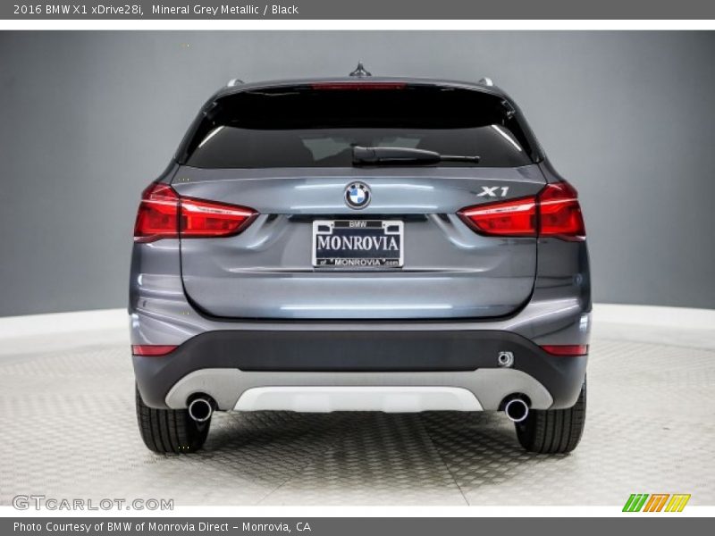 Mineral Grey Metallic / Black 2016 BMW X1 xDrive28i