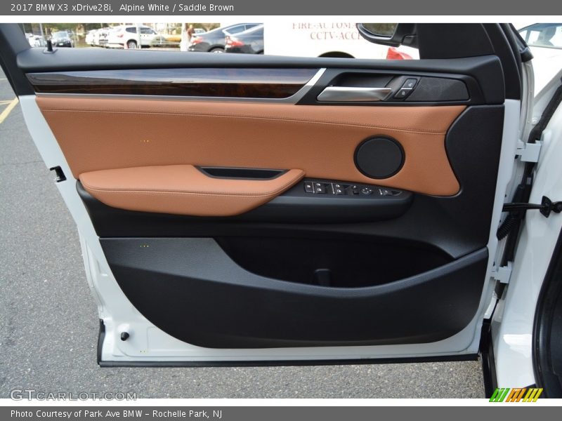 Alpine White / Saddle Brown 2017 BMW X3 xDrive28i