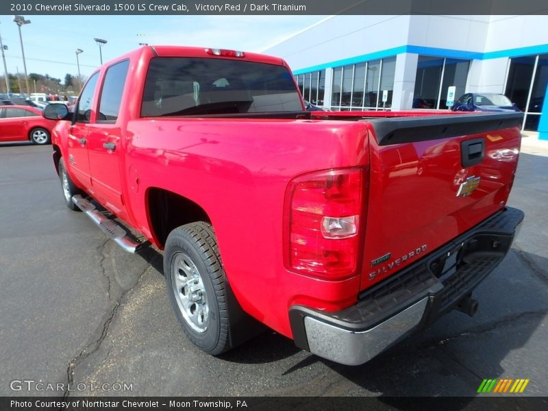 Victory Red / Dark Titanium 2010 Chevrolet Silverado 1500 LS Crew Cab