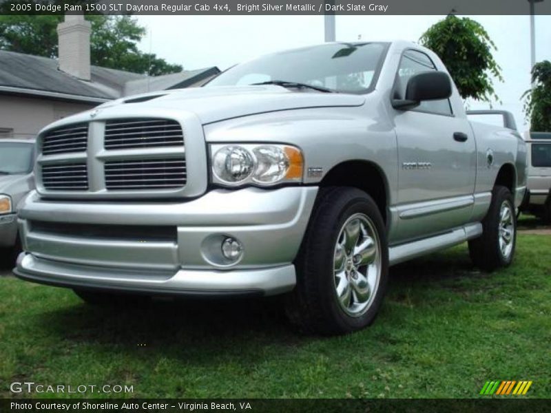 Bright Silver Metallic / Dark Slate Gray 2005 Dodge Ram 1500 SLT Daytona Regular Cab 4x4