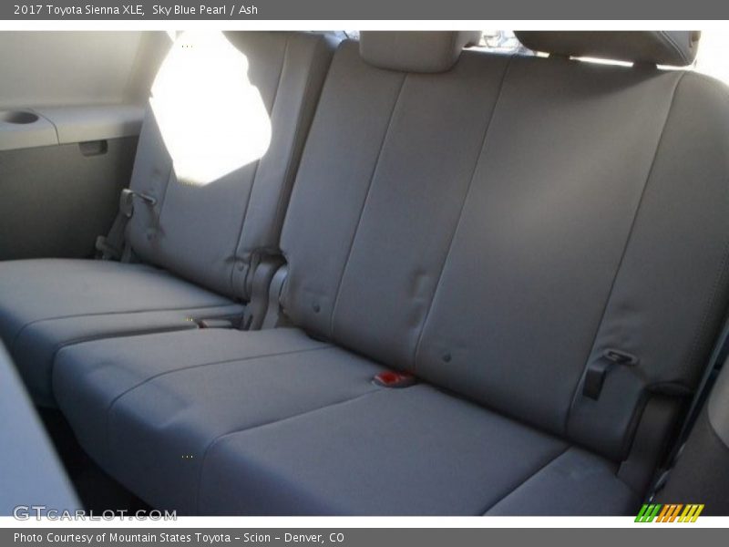 Sky Blue Pearl / Ash 2017 Toyota Sienna XLE
