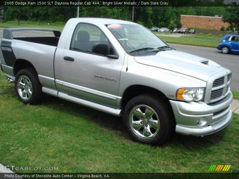 Bright Silver Metallic / Dark Slate Gray 2005 Dodge Ram 1500 SLT Daytona Regular Cab 4x4