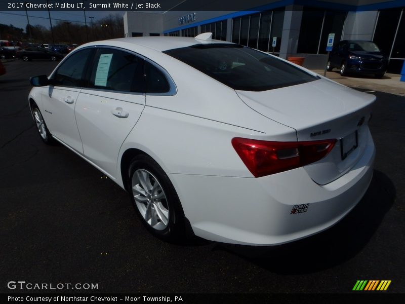 Summit White / Jet Black 2017 Chevrolet Malibu LT