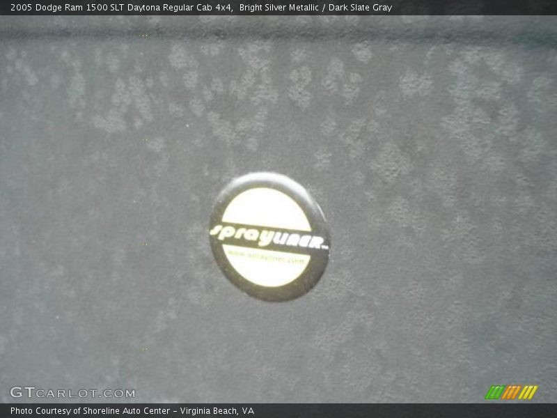 Bright Silver Metallic / Dark Slate Gray 2005 Dodge Ram 1500 SLT Daytona Regular Cab 4x4