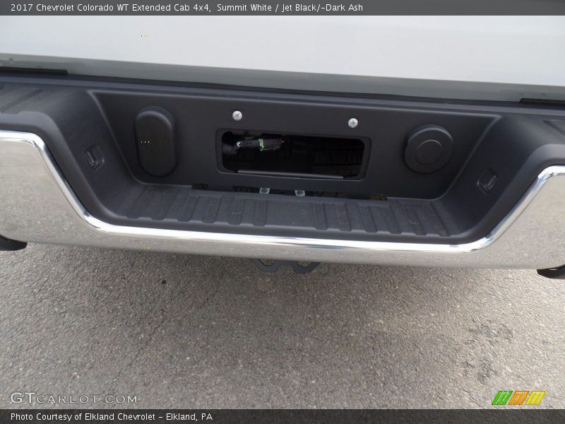Summit White / Jet Black/­Dark Ash 2017 Chevrolet Colorado WT Extended Cab 4x4