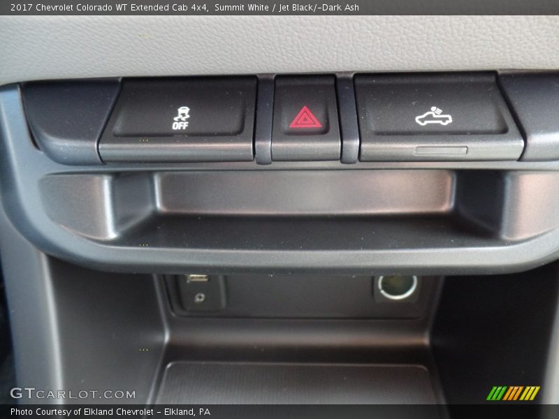 Summit White / Jet Black/­Dark Ash 2017 Chevrolet Colorado WT Extended Cab 4x4