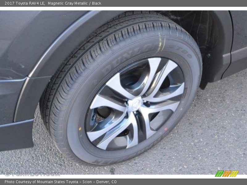 Magnetic Gray Metallic / Black 2017 Toyota RAV4 LE