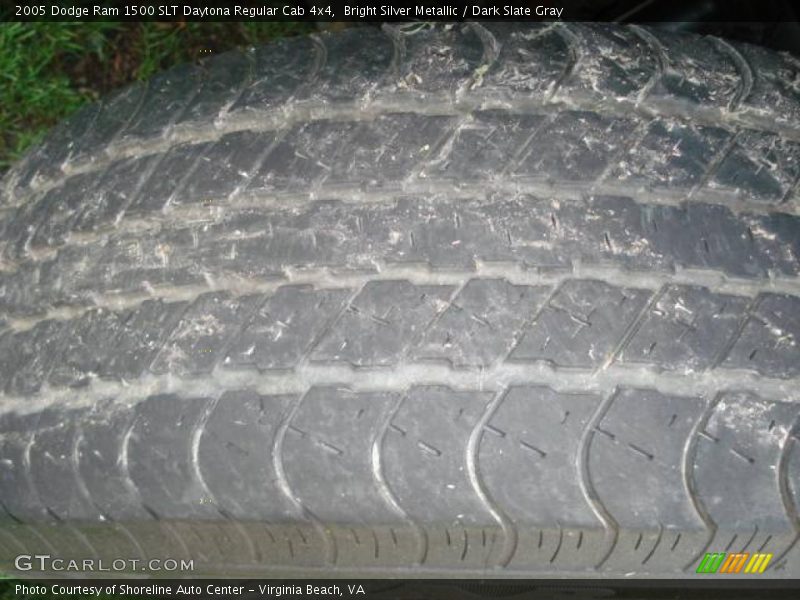 Bright Silver Metallic / Dark Slate Gray 2005 Dodge Ram 1500 SLT Daytona Regular Cab 4x4