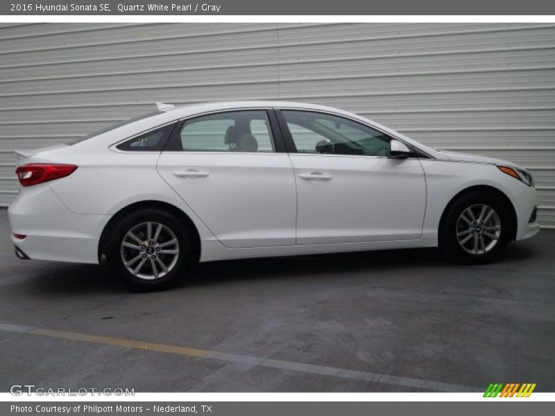 Quartz White Pearl / Gray 2016 Hyundai Sonata SE