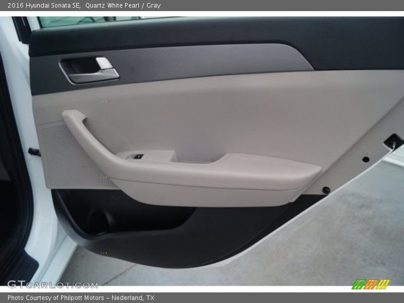 Quartz White Pearl / Gray 2016 Hyundai Sonata SE