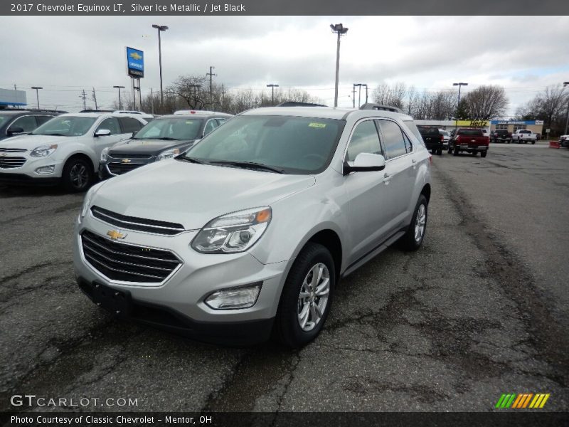 Silver Ice Metallic / Jet Black 2017 Chevrolet Equinox LT