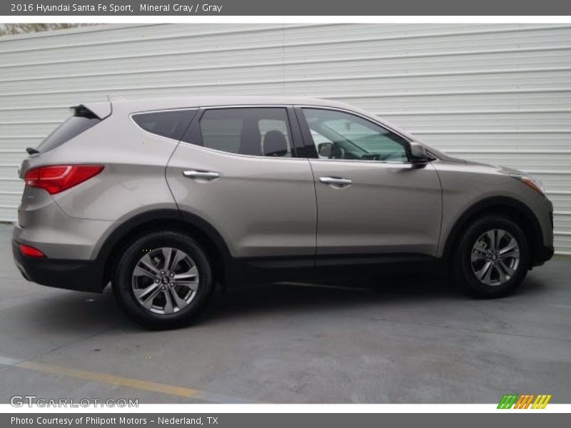 Mineral Gray / Gray 2016 Hyundai Santa Fe Sport