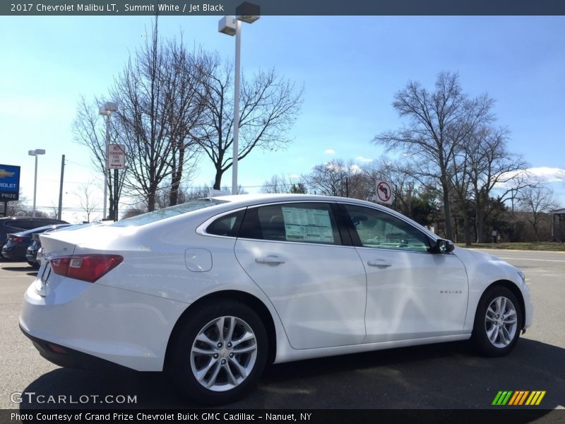 Summit White / Jet Black 2017 Chevrolet Malibu LT