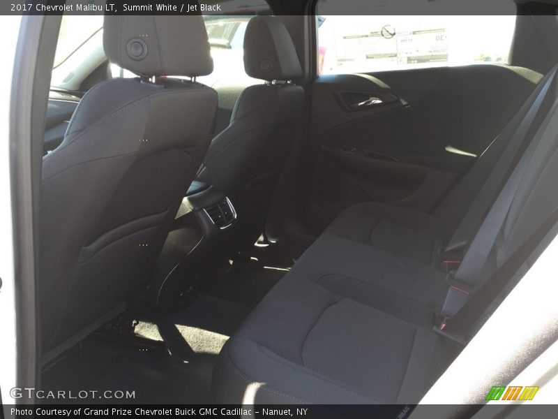 Summit White / Jet Black 2017 Chevrolet Malibu LT