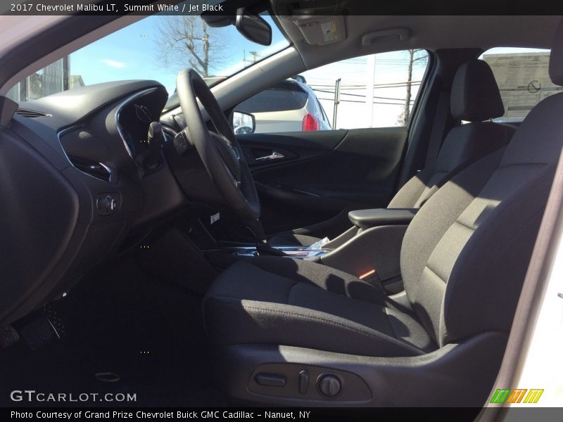 Summit White / Jet Black 2017 Chevrolet Malibu LT