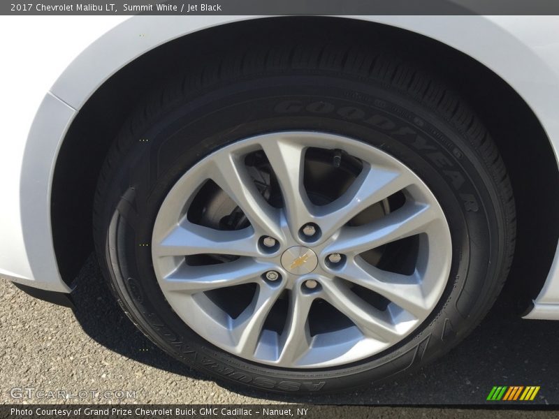 Summit White / Jet Black 2017 Chevrolet Malibu LT