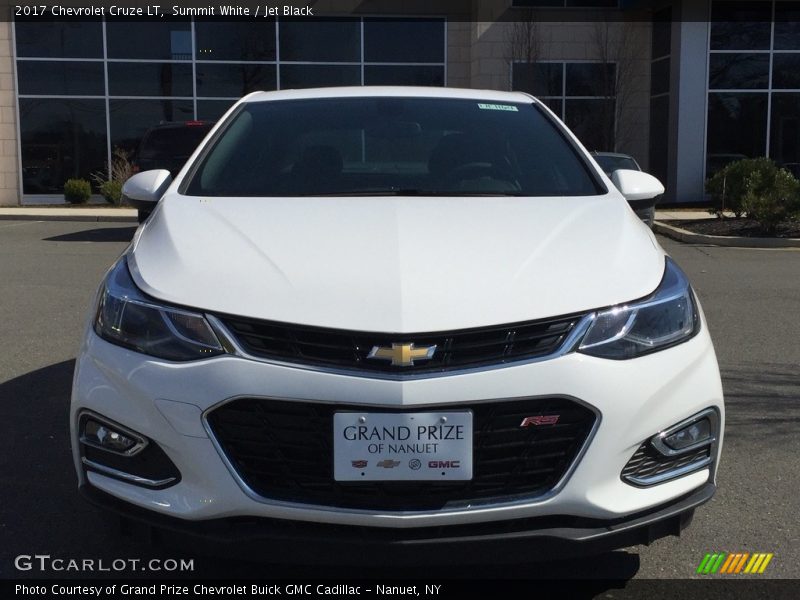 Summit White / Jet Black 2017 Chevrolet Cruze LT