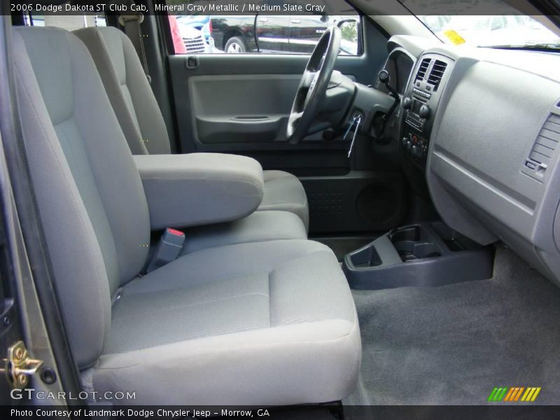 Mineral Gray Metallic / Medium Slate Gray 2006 Dodge Dakota ST Club Cab