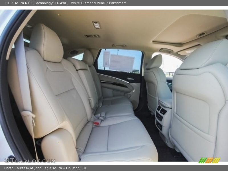 White Diamond Pearl / Parchment 2017 Acura MDX Technology SH-AWD