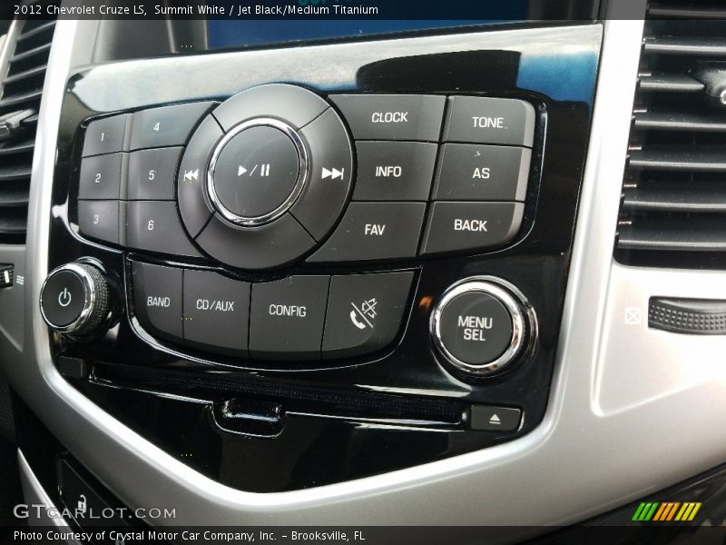 Summit White / Jet Black/Medium Titanium 2012 Chevrolet Cruze LS