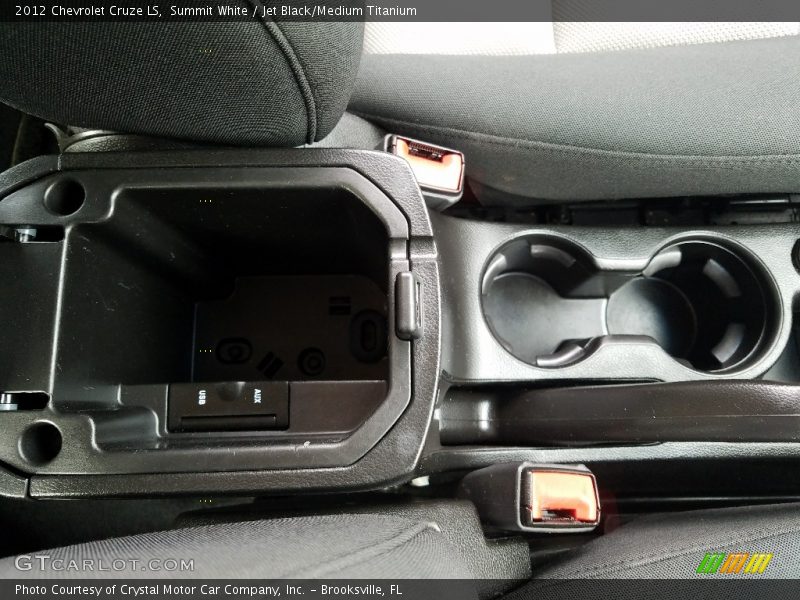 Summit White / Jet Black/Medium Titanium 2012 Chevrolet Cruze LS
