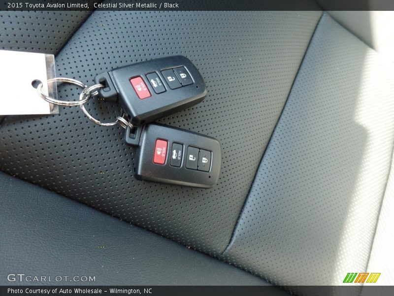 Celestial Silver Metallic / Black 2015 Toyota Avalon Limited