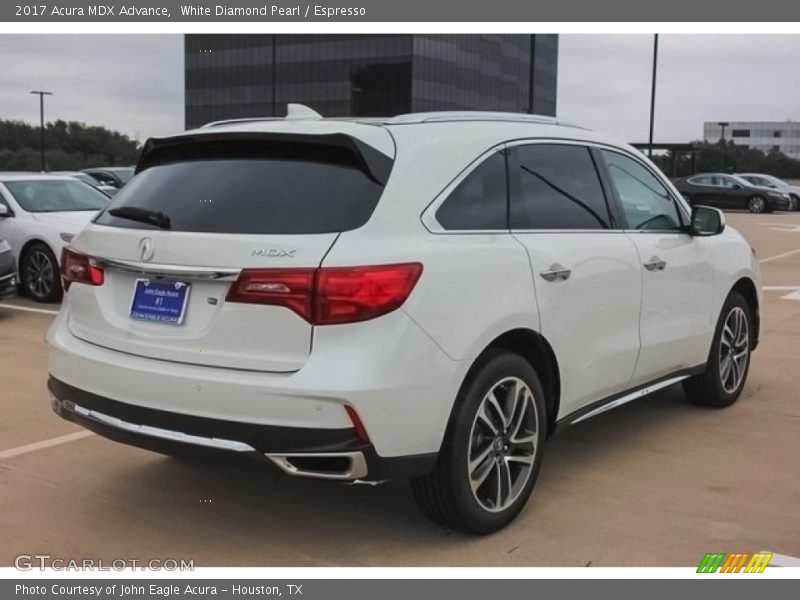 White Diamond Pearl / Espresso 2017 Acura MDX Advance