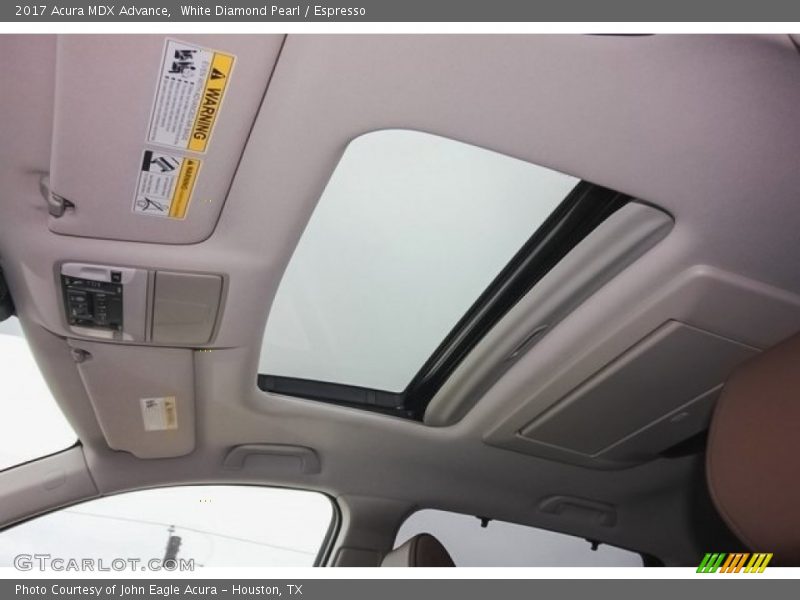 White Diamond Pearl / Espresso 2017 Acura MDX Advance