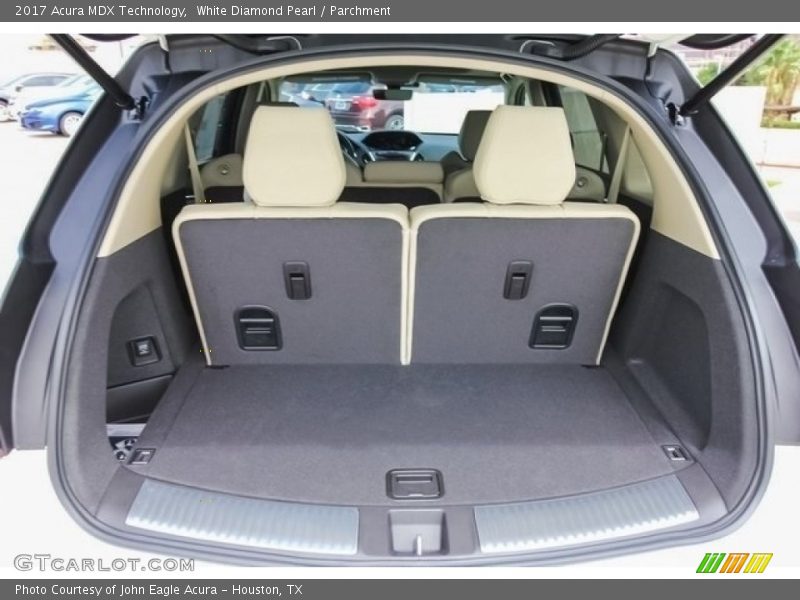White Diamond Pearl / Parchment 2017 Acura MDX Technology