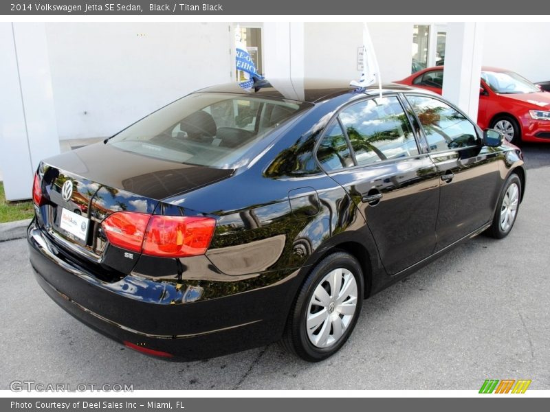 Black / Titan Black 2014 Volkswagen Jetta SE Sedan